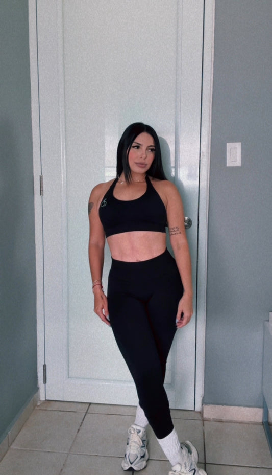 Triple black set