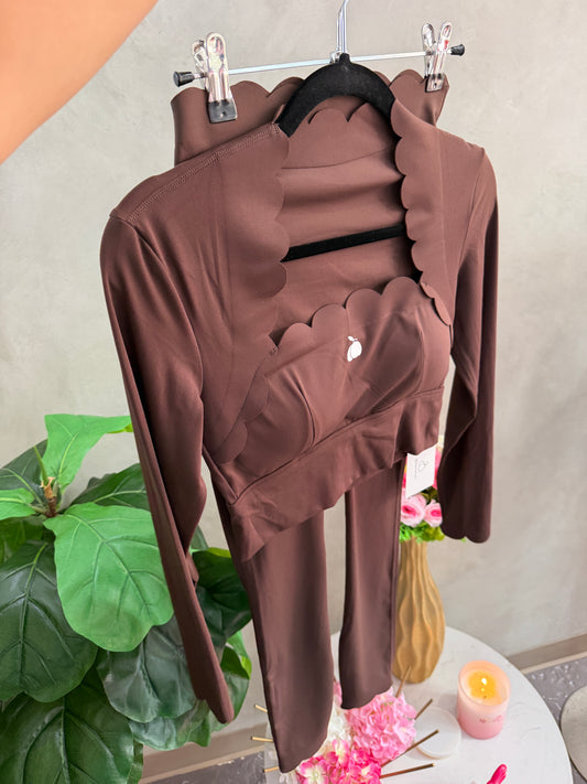Scalop Brown Set